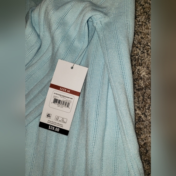 Sofia Jeans| Knit Deep V-neck Ribbed Bell Sleeve Top - Picture 4 of 7